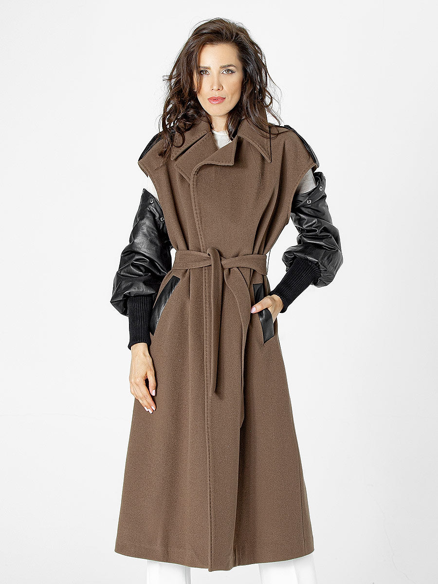 Палто с подвижни кожени ръкави